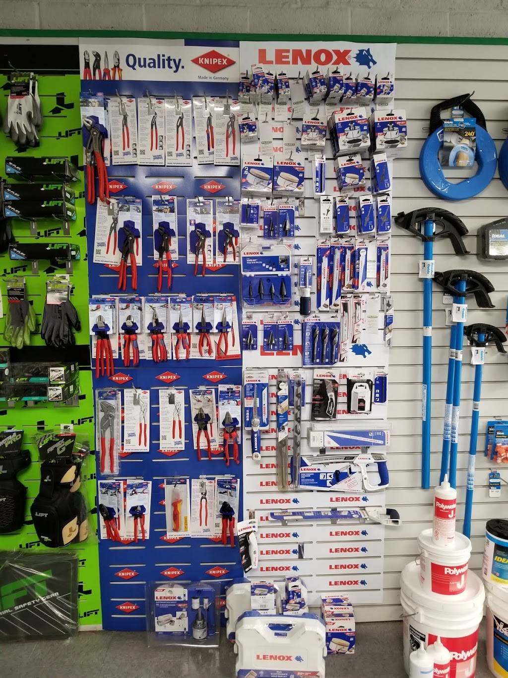 Platt Electric Supply | 3190 E Garrett Ave, Fresno, CA 93706, USA | Phone: (559) 486-1757