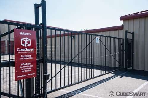 CubeSmart Self Storage | 95 Industrial Rd, Cumberland, RI 02864 | Phone: (401) 335-4404