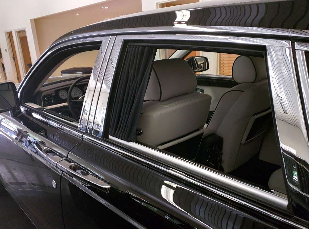 Rolls-Royce Motor Cars Orlando | 2202 33rd St suite c, Orlando, FL 32839, USA | Phone: (407) 339-3443