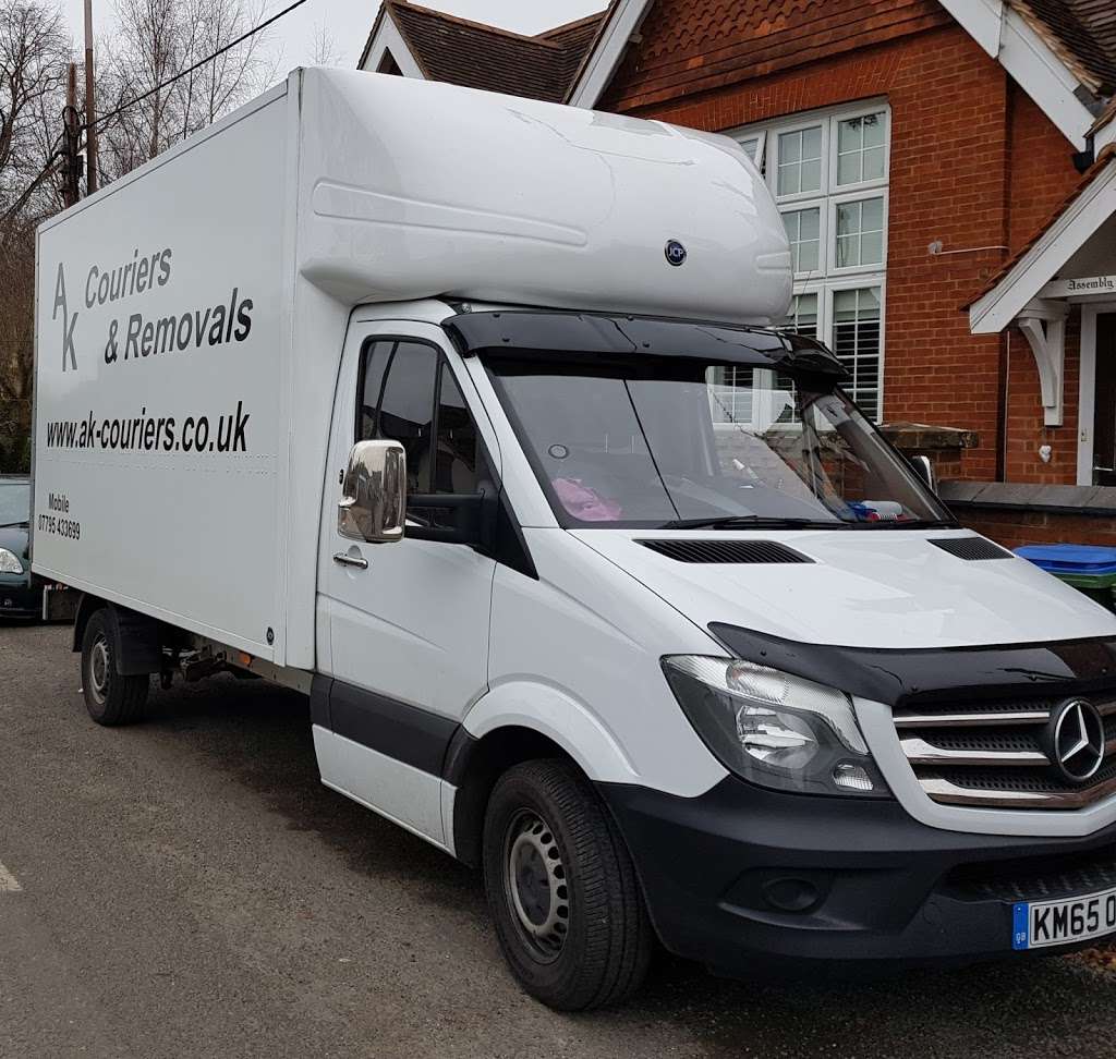 A K Removals | Parkside Court, 43 Gatton Park Rd, Redhill RH1 2AS, UK | Phone: 07795 433699