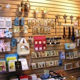 The Arthurs Gift Shop | 3715 Bethany Ln, Houston, TX 77039, USA | Phone: (281) 202-1784