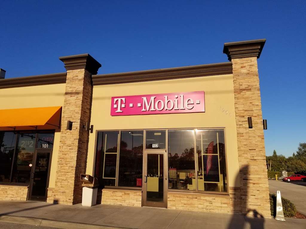 T-Mobile | 1960 Rockledge Blvd Unit 102, Rockledge, FL 32955, USA | Phone: (321) 806-1797