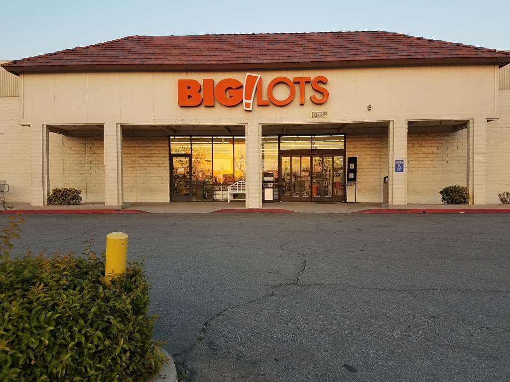 Big Lots | 17095 Valley Blvd, Fontana, CA 92335 | Phone: (909) 823-9926