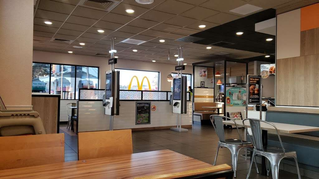 McDonalds | 1928 Main St, Tewksbury, MA 01876 | Phone: (978) 851-9325