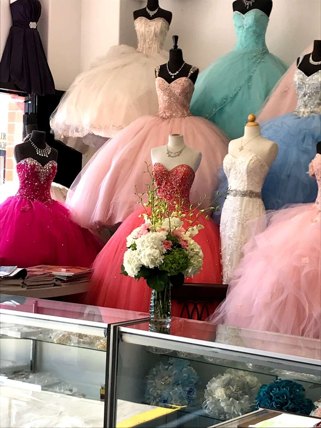 Impressions Bridal Shop | 424 W Whittier Blvd, Montebello, CA 90640, USA | Phone: (323) 721-1612