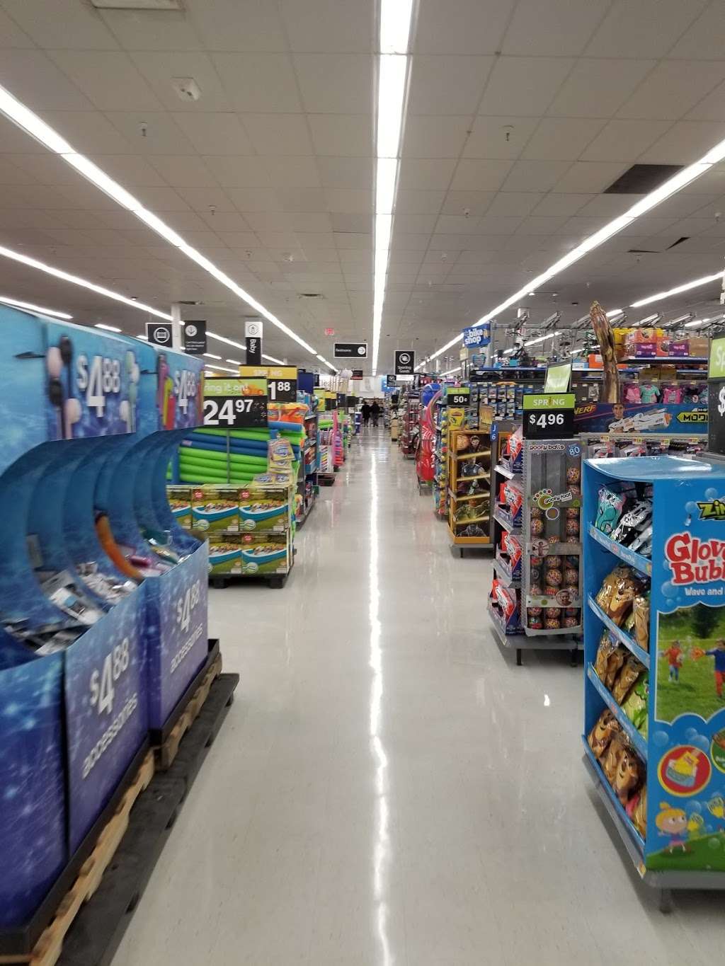 Walmart - supermarket  | Photo 6 of 10 | Address: 150 Solomons Island Rd N, Prince Frederick, MD 20678, USA | Phone: (410) 535-3790