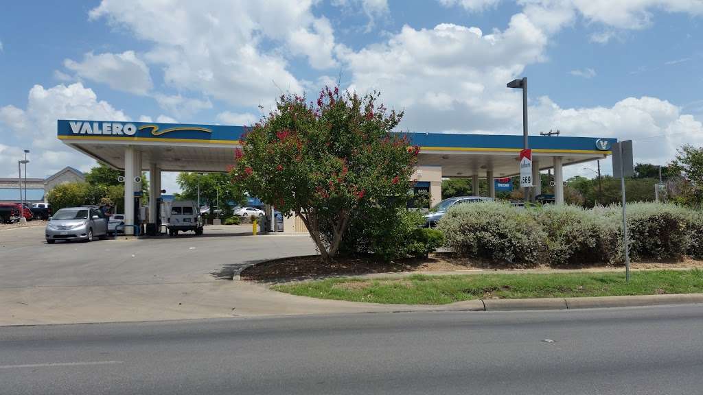 Frost Bank ATM | 6403 Babcock Rd, San Antonio, TX 78249 | Phone: (800) 513-7678