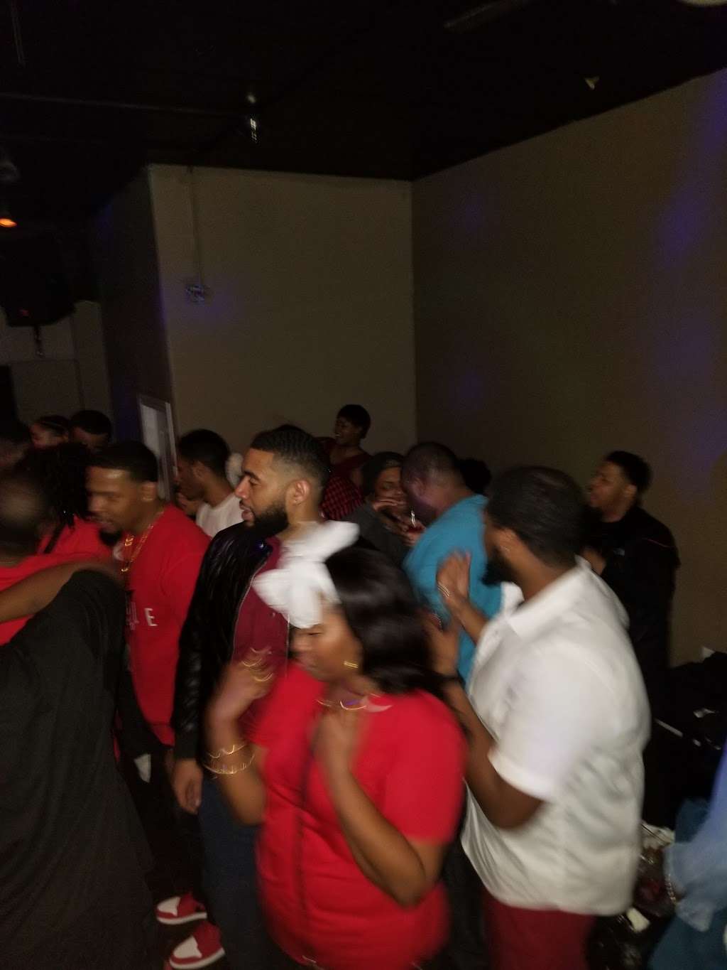 DJs Sports Bar and Grill | 14202 Cottage Grove Ave, Dolton, IL 60419, USA | Phone: (708) 841-7870 DJs Sports Bar and Grill | 14202 Cottage Grove Ave, Dolton, IL 60419, USA | Phone: (708) 841-7870