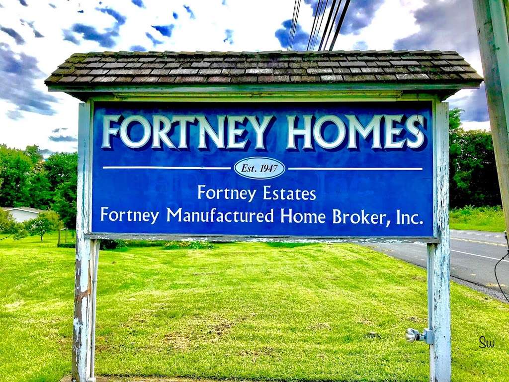 Fortney Homes Inc | 14243 Pennsylvania Ave, Hagerstown, MD 21742, USA | Phone: (301) 733-6611