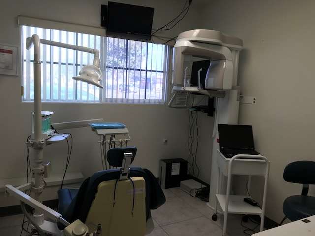 Santa Fe Dental: Francisco Marquez, DDS | 3506, 10009 Orr and Day Rd, Santa Fe Springs, CA 90670 | Phone: (562) 205-8326