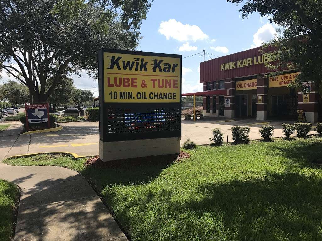 Kwik Kar Lube & Tune | 4740 Fairmont Pkwy, Pasadena, TX 77504, USA | Phone: (281) 998-2512