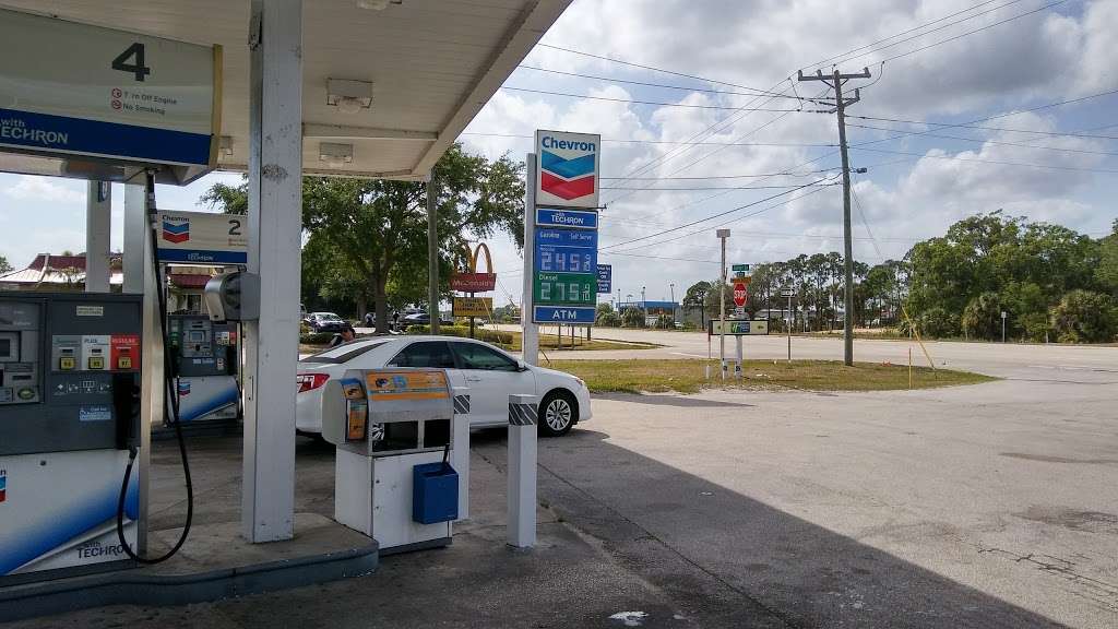 Chevron Cocoa | 4601 W King St, Cocoa, FL 32926, USA | Phone: (321) 631-0245