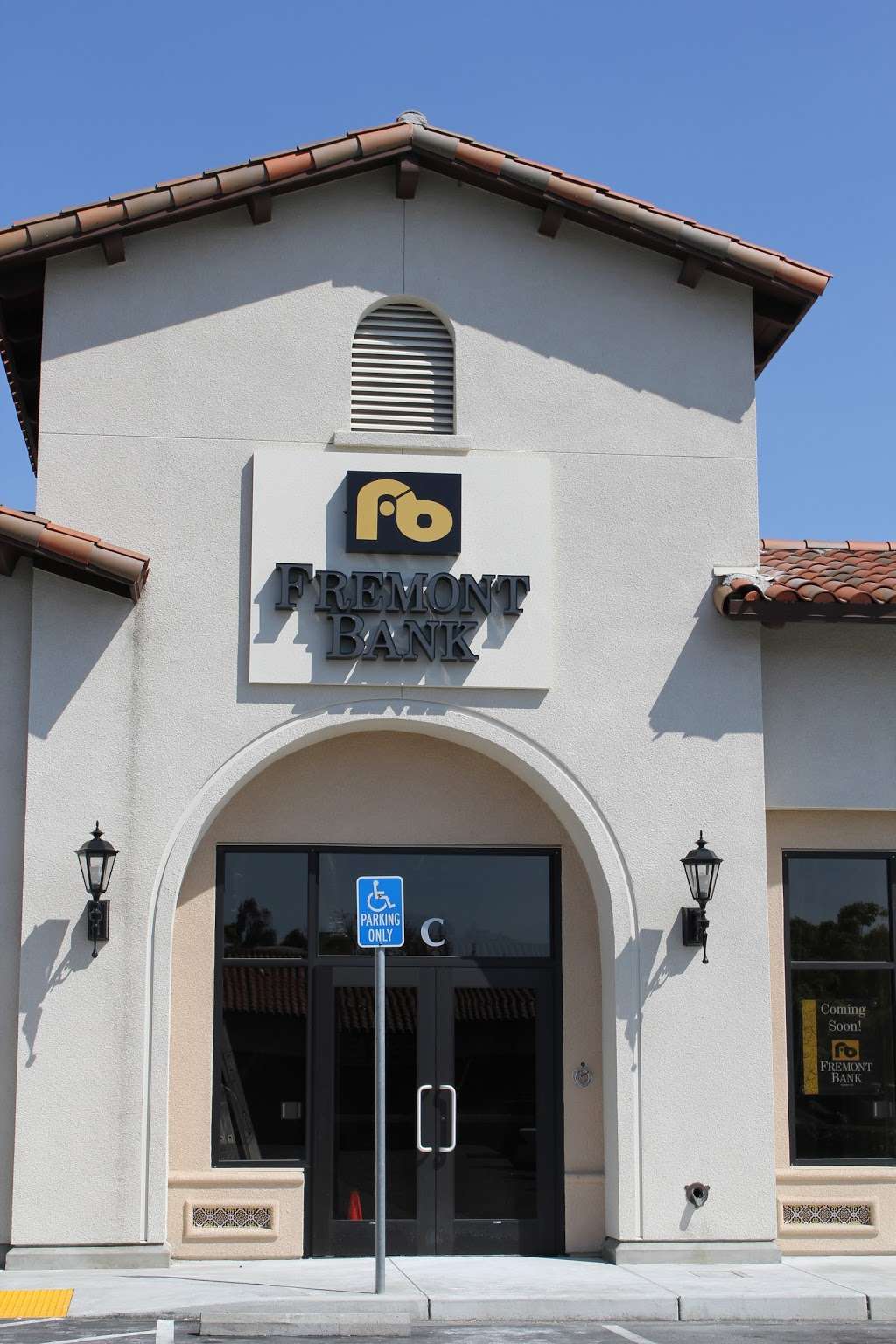 Fremont Bank | 5829 Jarvis Ave suite b, Newark, CA 94560, USA | Phone: (510) 943-1021