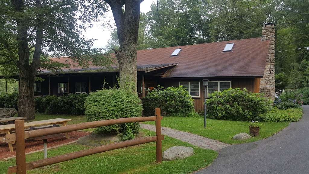 Countryside Cottages | 2863 Bartonsville Ave, Stroudsburg, PA 18360 | Phone: (570) 629-2131