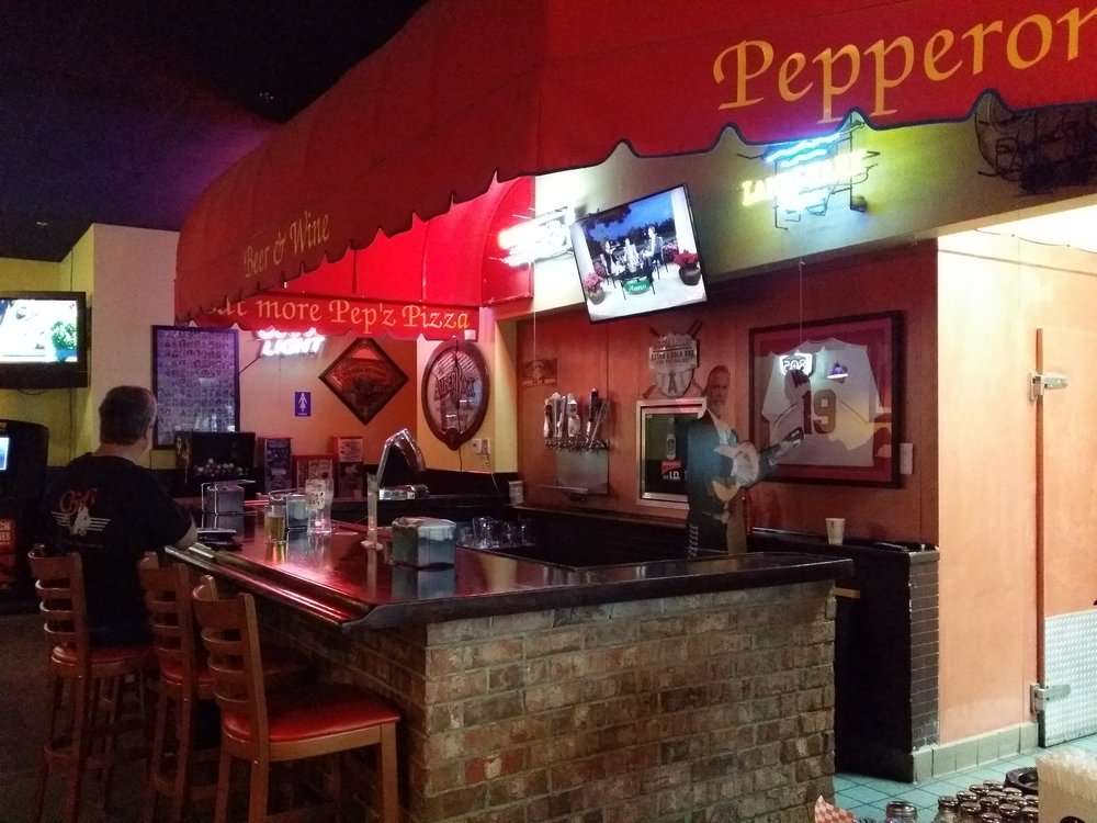 Pepz Pizza & Eatery | 732 N Rose Dr, Placentia, CA 92870, USA | Phone: (714) 572-2100