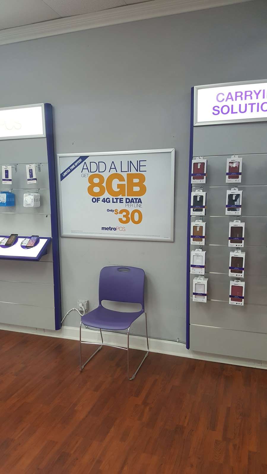 Metro by T-Mobile | 3407 Brookshire Blvd, Charlotte, NC 28216 | Phone: (980) 585-4274