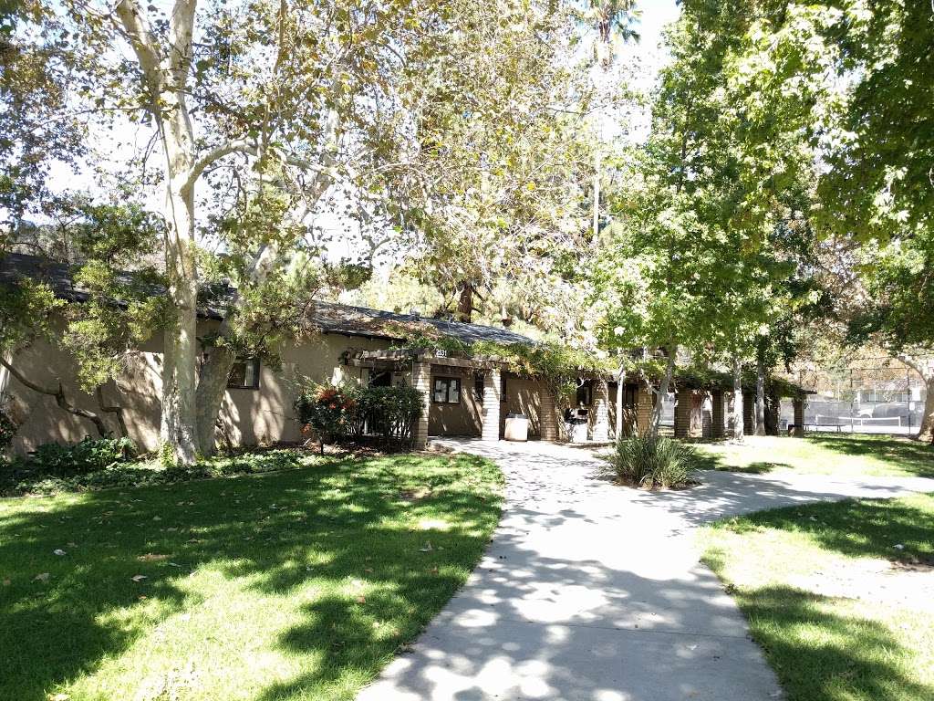 Glenoaks Park | 2531 E Glenoaks Blvd, Glendale, CA 91206, USA