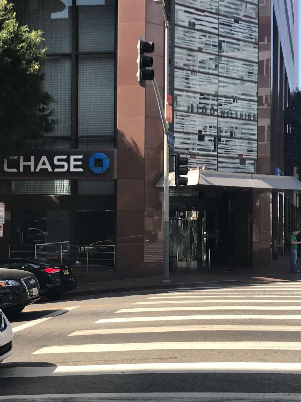 Chase Bank | 1100 Wilshire Blvd Ste 3, Los Angeles, CA 90017, USA | Phone: (213) 443-0501