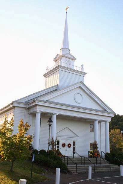 Newtown Congregational Church | 14 West St, Newtown, CT 06470 | Phone: (203) 426-9024