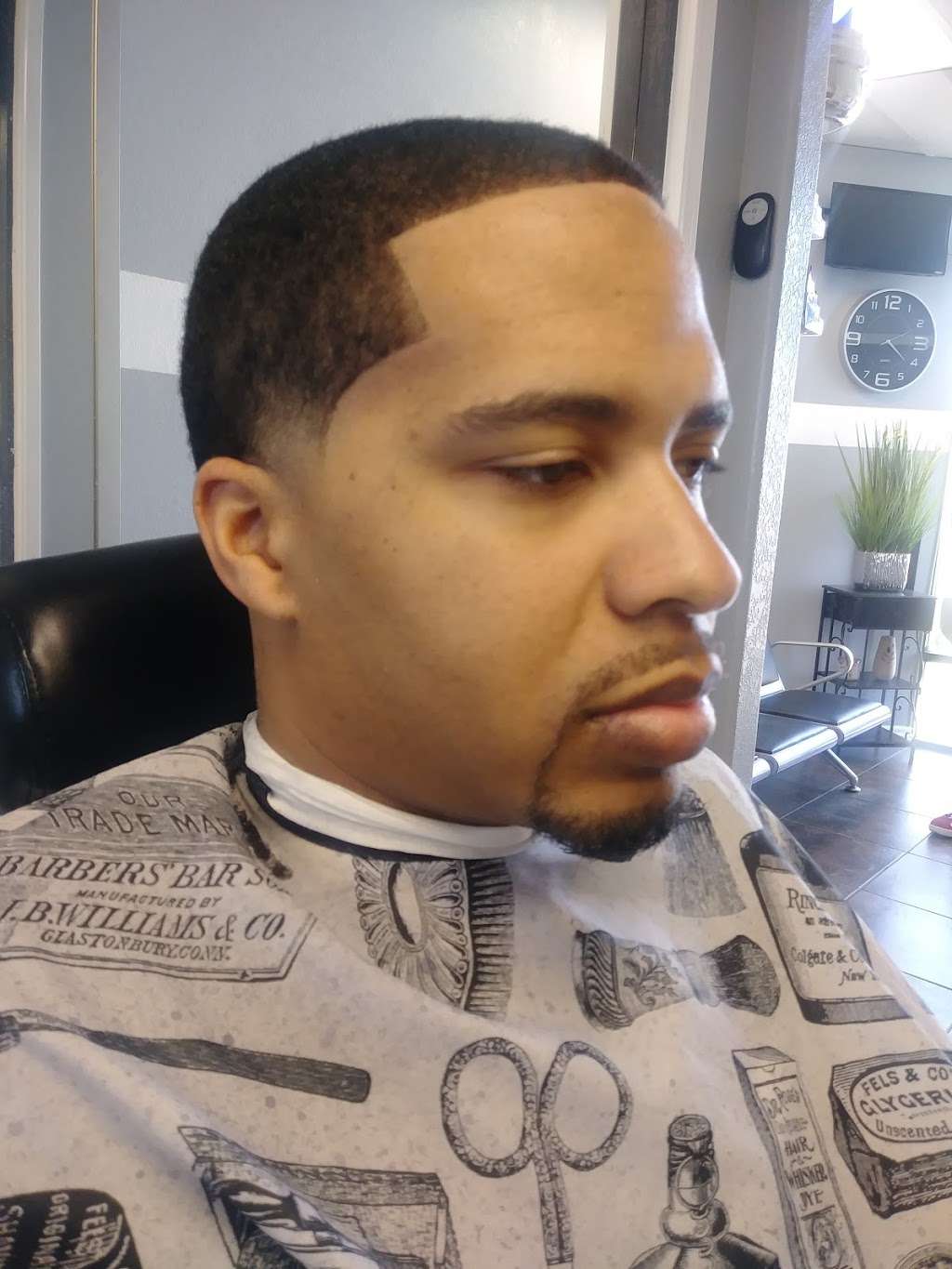 Prestige Barber and Beauty Salon | 1410 Farm to Market 1960 Bypass, Humble, TX 77338, USA | Phone: (713) 263-4111