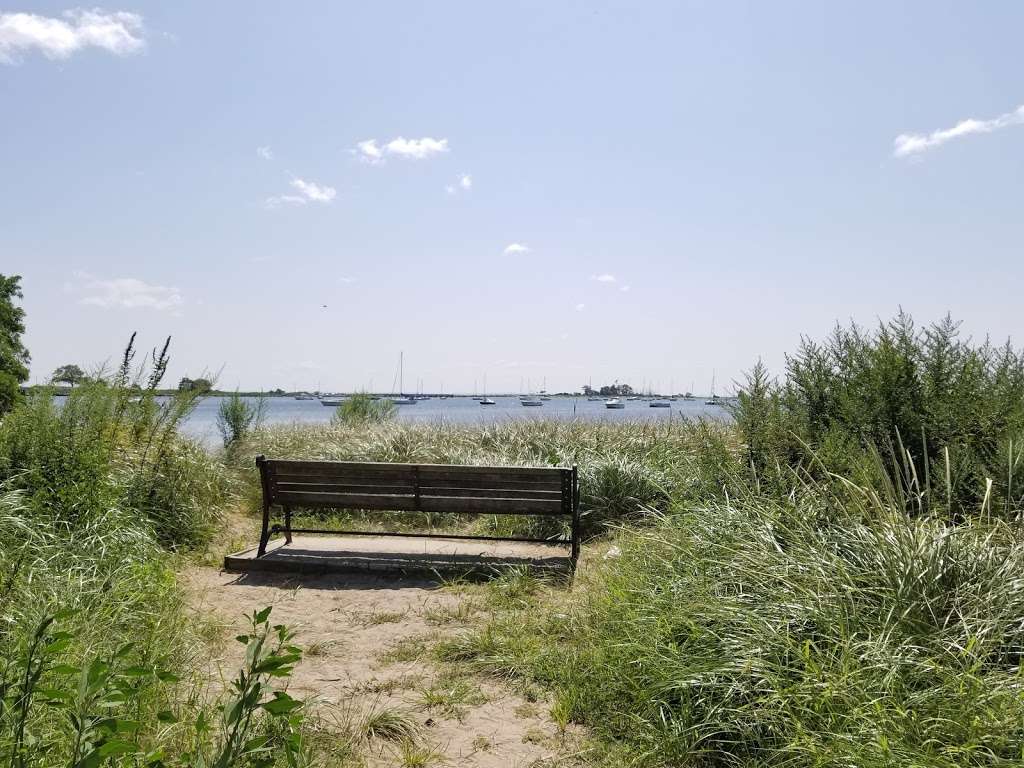 Seabright Beach | Long Island Sound, Bridgeport, CT 06605, USA