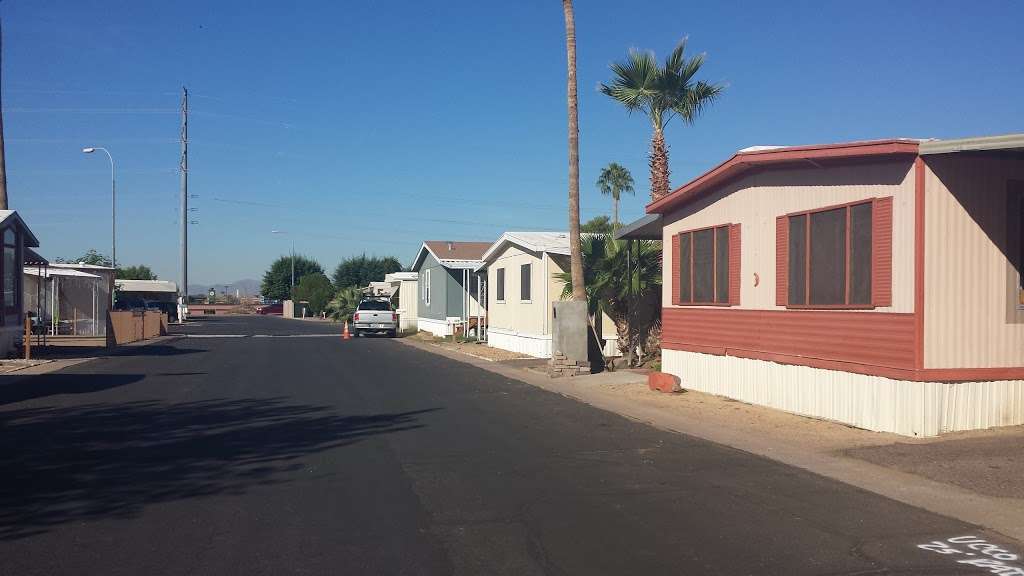 Shadow Ridge Estates Family Mobile Home Park | 8595 N 71st Ave, Glendale, AZ 85301, USA | Phone: (623) 693-8177