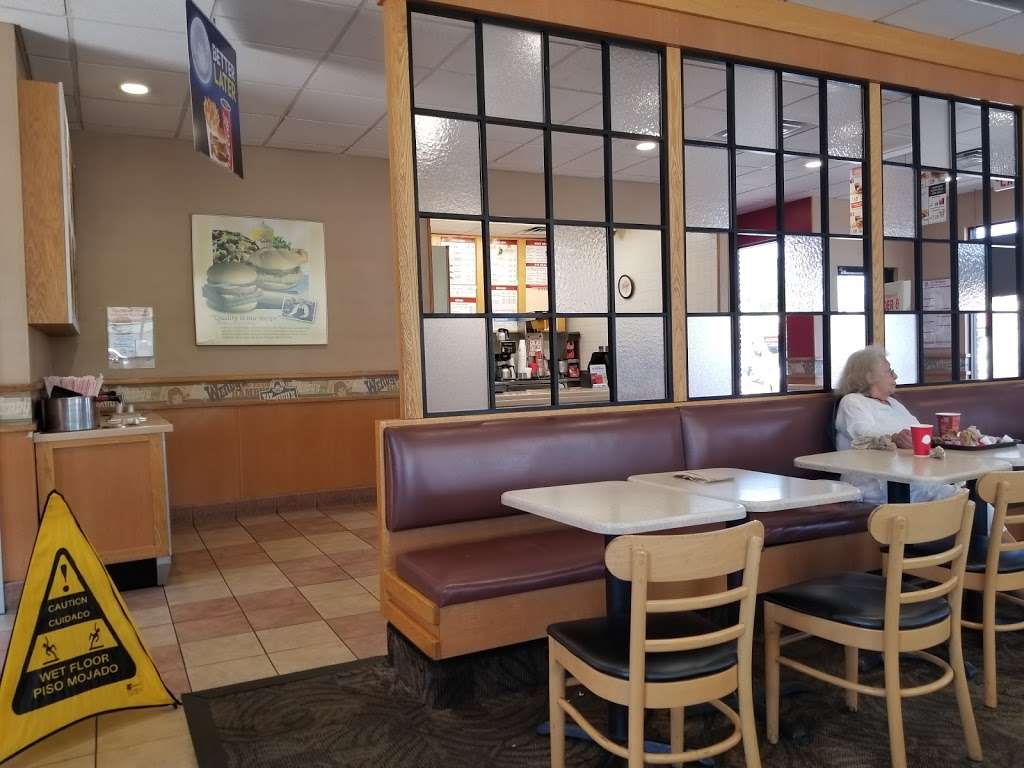 Wendys | 245 S Atlantic Blvd, Alhambra, CA 91801, USA | Phone: (626) 282-7349