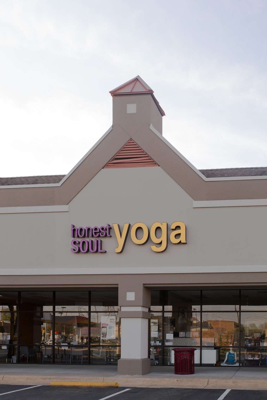 Honest Soul Yoga | 6470 Landsdowne Centre Dr, Alexandria, VA 22315, USA | Phone: (571) 969-6421