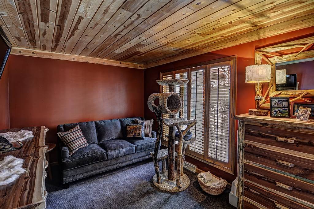 Eagle River Cabin Rentals by Vacasa | 1706 Bellewood Dr, Waunakee, WI 53597, USA | Phone: (855) 861-5757