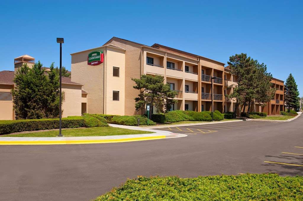 Courtyard by Marriott Chicago Glenview/Northbrook | 1801 Milwaukee Ave, Glenview, IL 60025 | Phone: (847) 803-2500