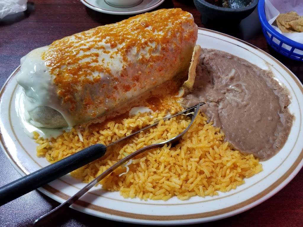 El Jimador Mexican Cuisine | 9071 E 109th Ave, Crown Point, IN 46307, USA | Phone: (219) 663-3700