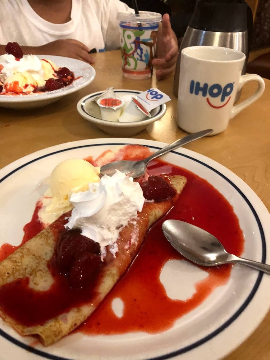 IHOP | 3910 Belt Line Rd, Addison, TX 75001, USA | Phone: (972) 241-9299