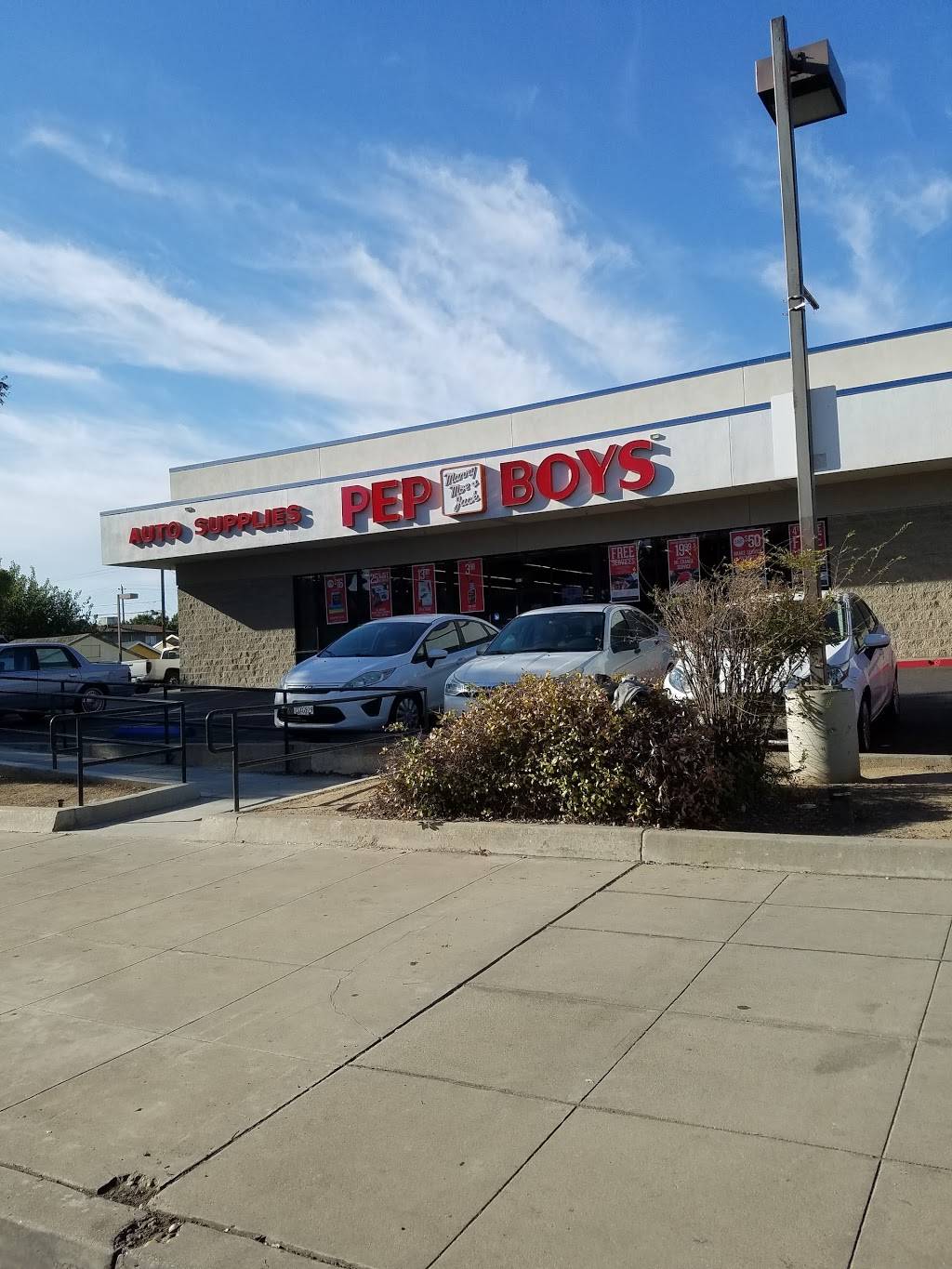 Pep Boys Auto Service & Tire | 3655 N Blackstone Ave, Fresno, CA 93726, USA | Phone: (559) 225-8811