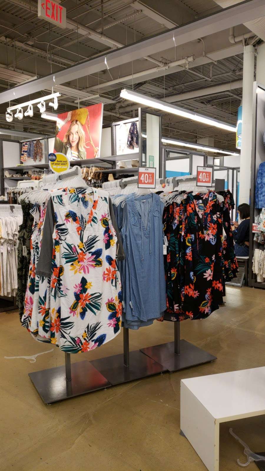 Old Navy | 112 Eisenhower Pkwy, Livingston, NJ 07039, USA | Phone: (973) 422-0751