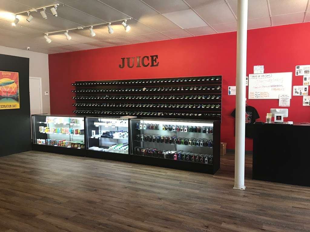 Red Star Vapor & CBD | 1108 Main St, Longmont, CO 80501, USA | Phone: (720) 412-2939