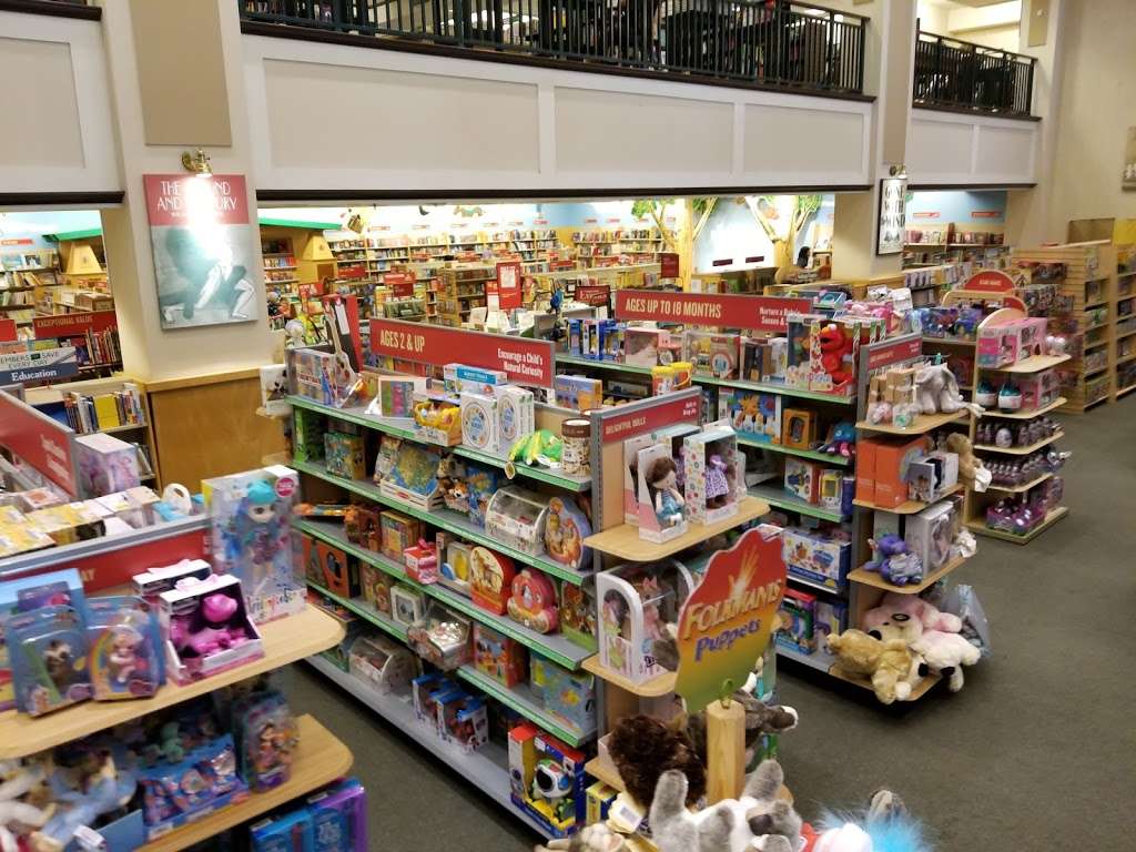 barnes and noble spokane