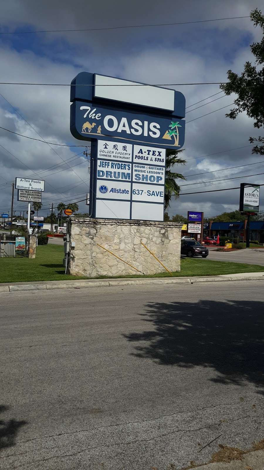 Oasis Shopping Center | 9323 Perrin Beitel Rd, San Antonio, TX 78217, USA