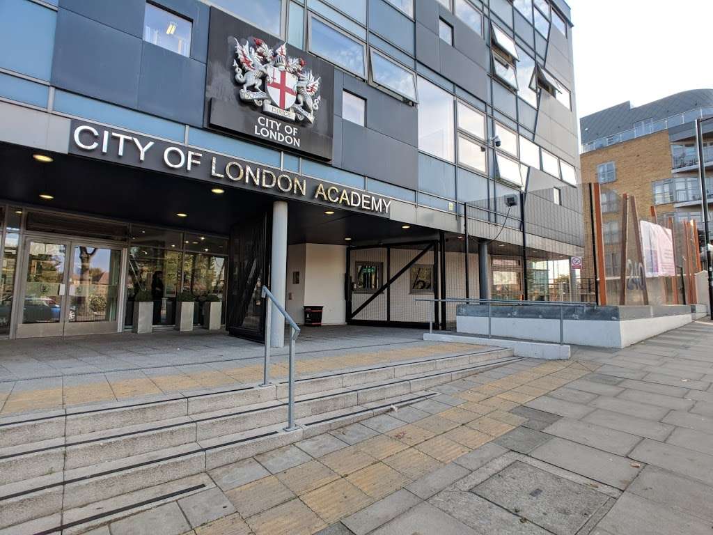 The City of London Academy | 240 Lynton Rd, London SE1 5LA, UK | Phone: 020 7394 5100