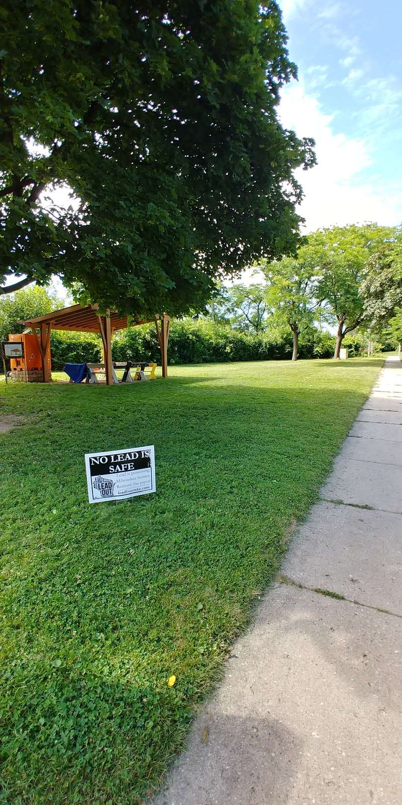 Martin Drive Community Gardens and Pavillion | 1313-1399 N 46th St, Milwaukee, WI 53208