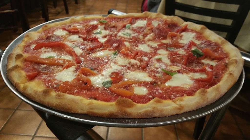 Alfredos Pizza | 846 Main St, Bally, PA 19503, USA | Phone: (610) 845-7181