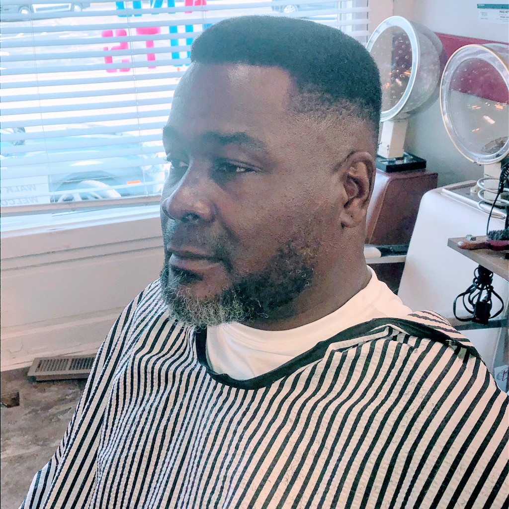 Qs Stylz and Cuts #2 | 119 Lindeman Ave, Dupo, IL 62239, USA | Phone: (618) 286-3711
