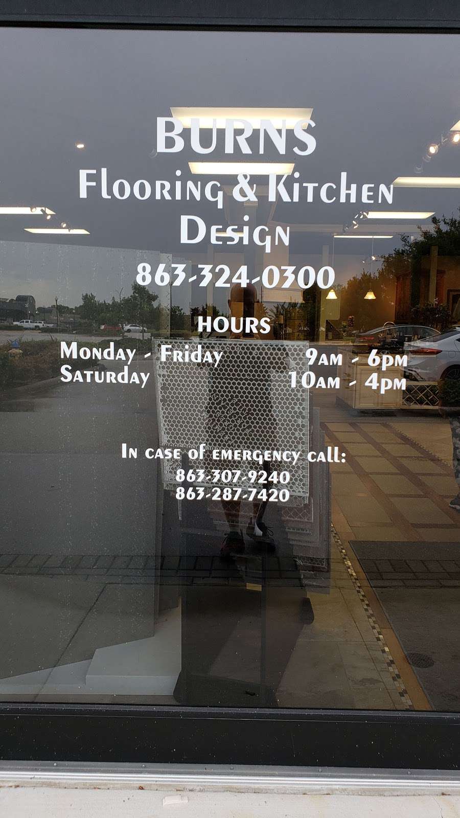 Burns Flooring & Kitchen Design | 6254 Cypress Gardens Blvd, Winter Haven, FL 33884, USA | Phone: (863) 324-0300