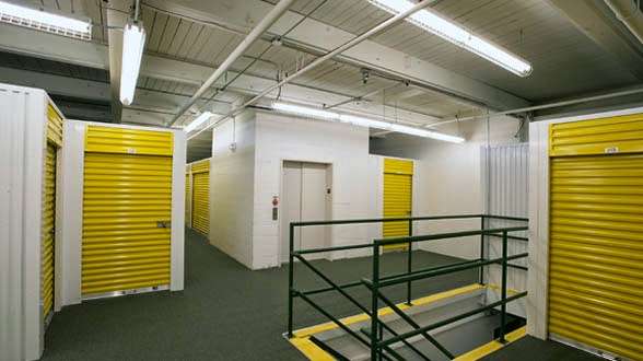 Metro Self Storage | 9501 Grand Ave, Franklin Park, IL 60131, USA | Phone: (847) 261-0424