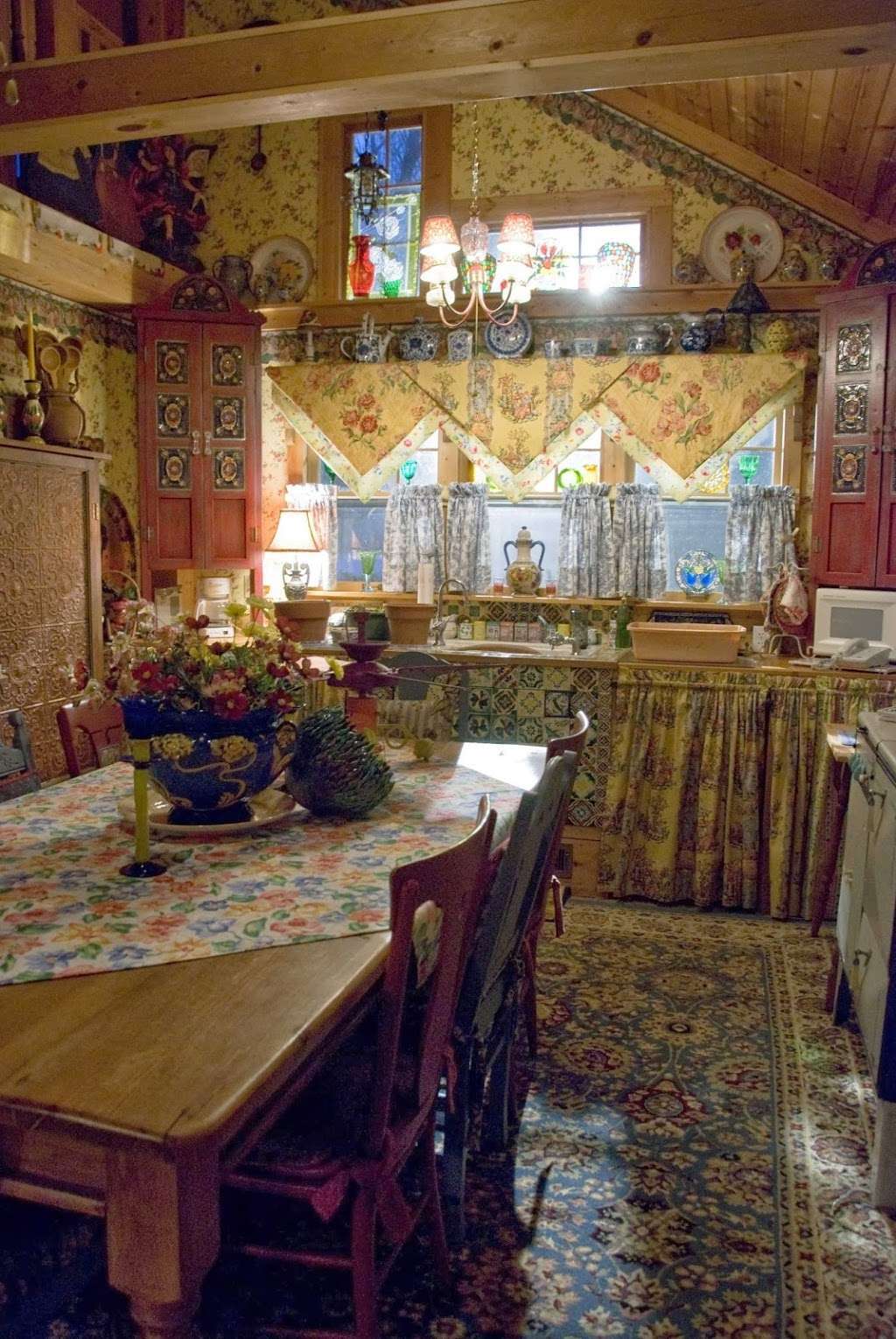 Vienna Woods Bed and Breakfast | 7405 James A Reed Rd, Kansas City, MO 64133, USA | Phone: (816) 353-5393