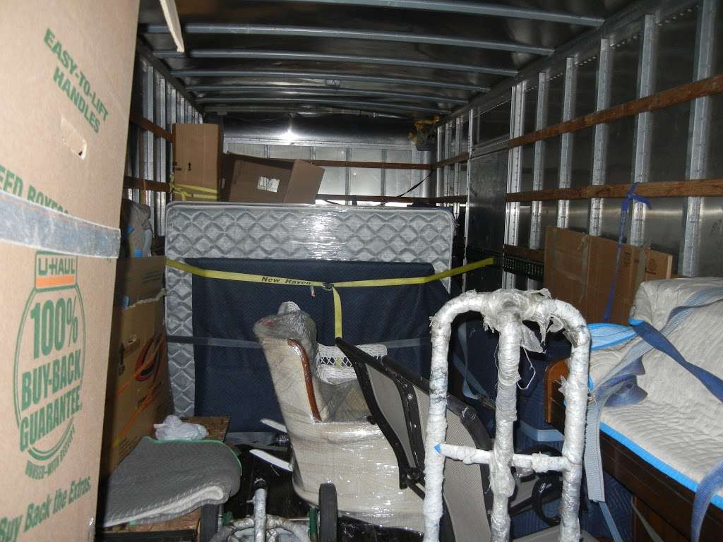 Santos Moving | 20 Raymond Marchetti St, Ashland, MA 01721, USA | Phone: (508) 881-3003