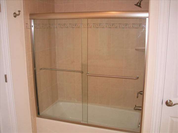 Elite Shower Doors LLC | 3225 Lakeside Dr, Williamstown, NJ 08094, USA | Phone: (800) 392-0494