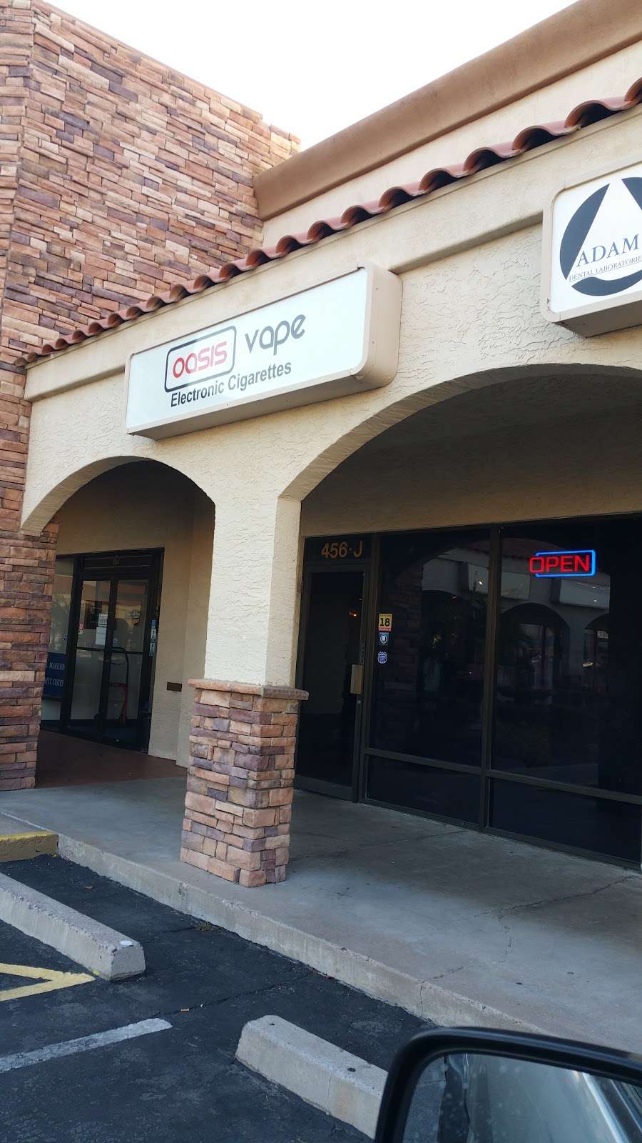 Oasis Vape & CBD Store | 456 W Main St, Mesa, AZ 85201, USA | Phone: (480) 284-4588