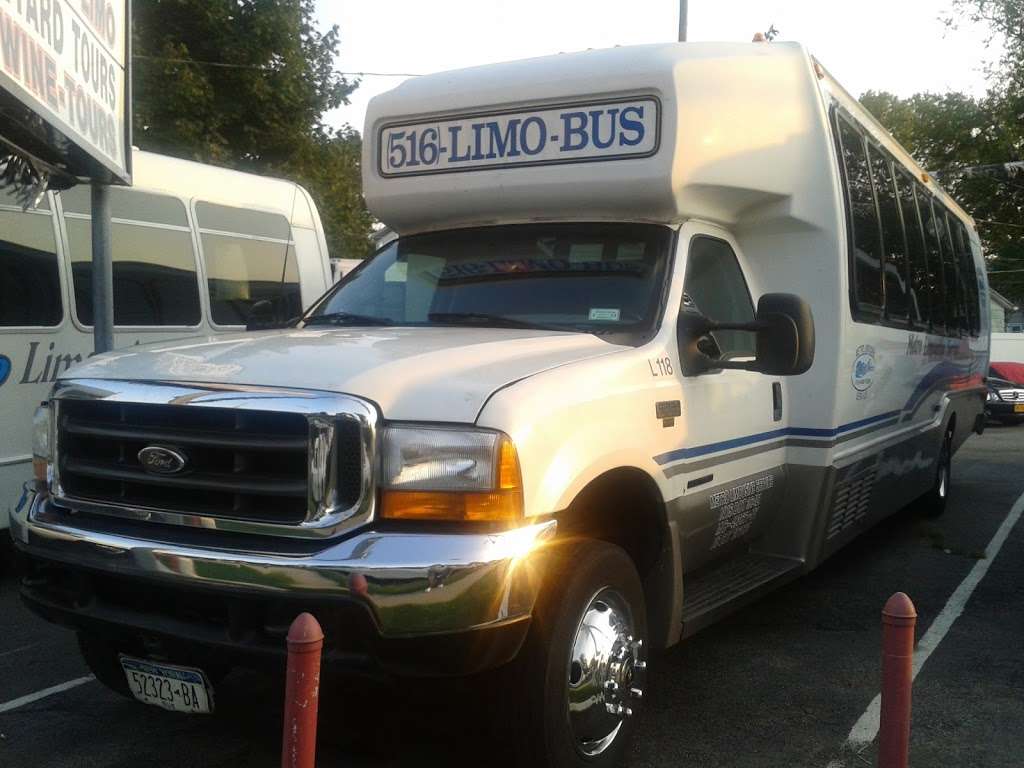 Long Island Party Bus | 31 W 3rd St, Freeport, NY 11520, USA | Phone: (516) 546-6287