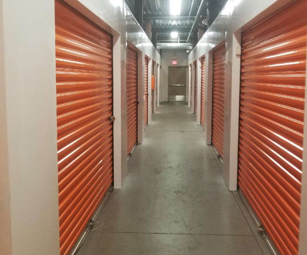 Public Storage | 1600 Southwood Dr, Nashua, NH 03063, USA | Phone: (603) 821-4936