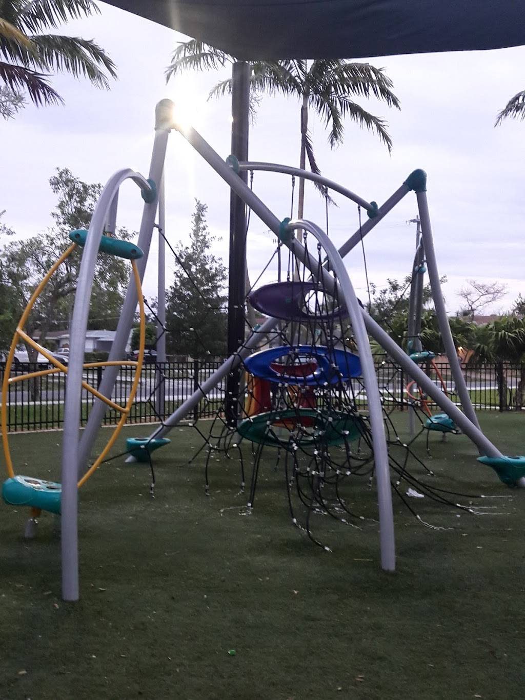 OB Johnson Park | 1000 NW 8th Ave, Hallandale Beach, FL 33009, USA | Phone: (954) 457-1460